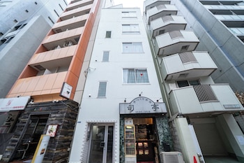 Yamamoto Building by Tranova