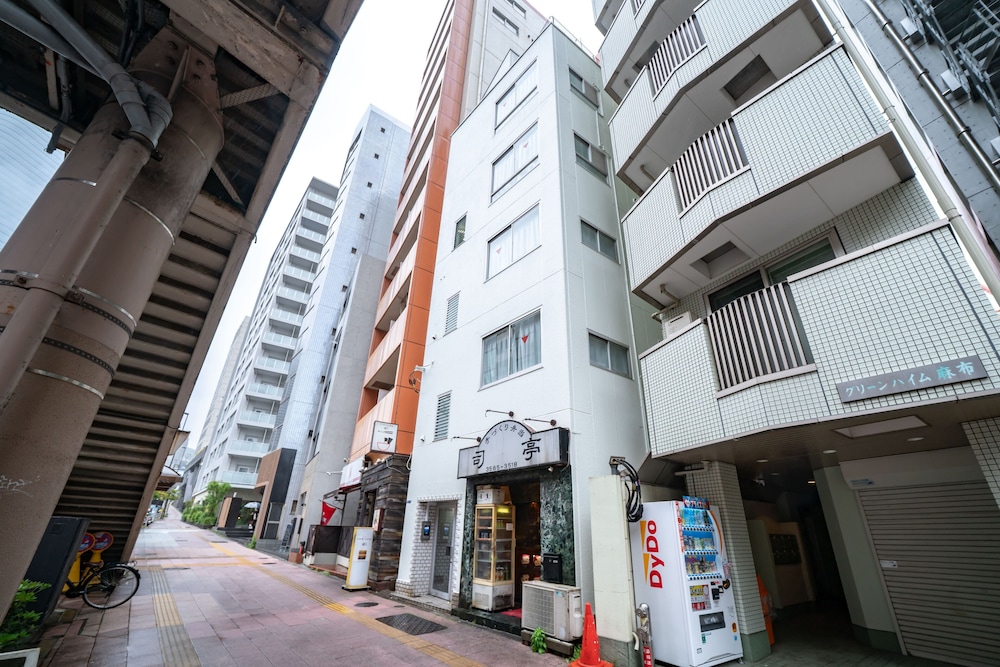 施設の正面1 | Yamamoto Building by Tranova