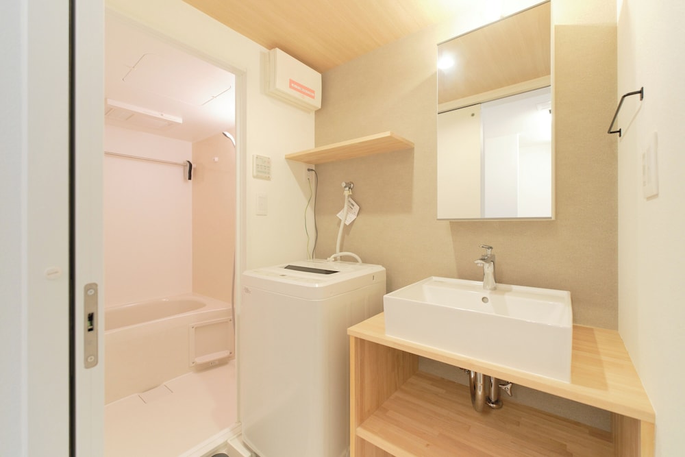 A(3p)禁煙 ランドリー1 | グランメゾン夏目坂 by Tranova