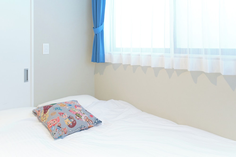 A(3p)禁煙 客室3 | グランメゾン夏目坂 by Tranova