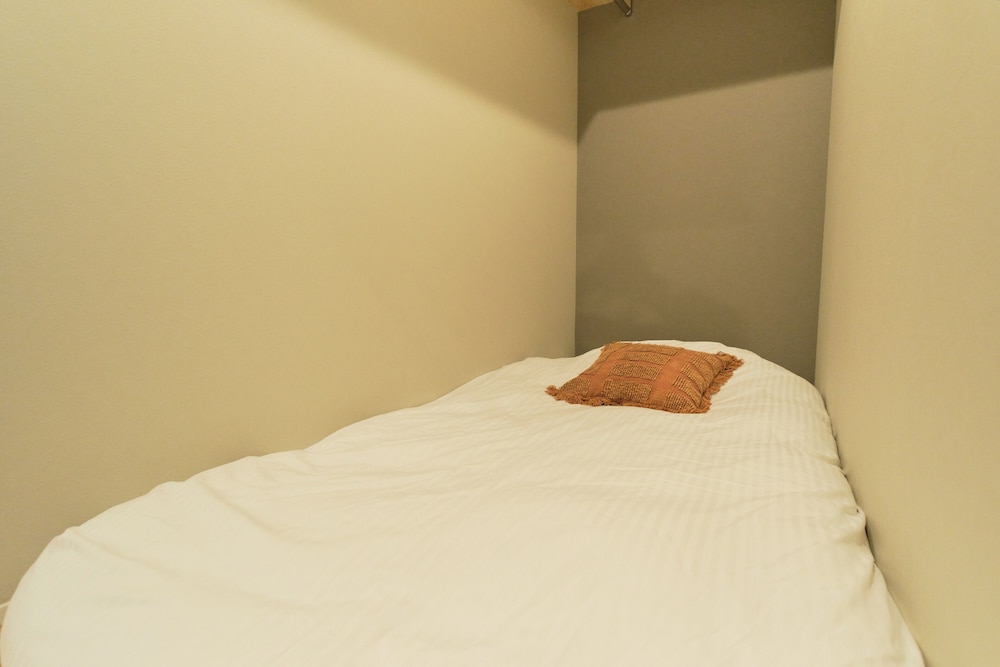 C(3p)禁煙 客室5 | グランメゾン夏目坂 by Tranova