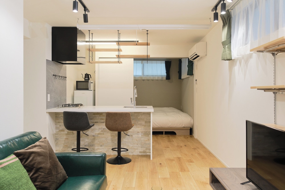 C(3p)禁煙 客室4 | グランメゾン夏目坂 by Tranova