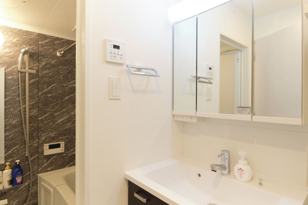 B(3p)禁煙 バスルーム0 | Cure スカイツリー