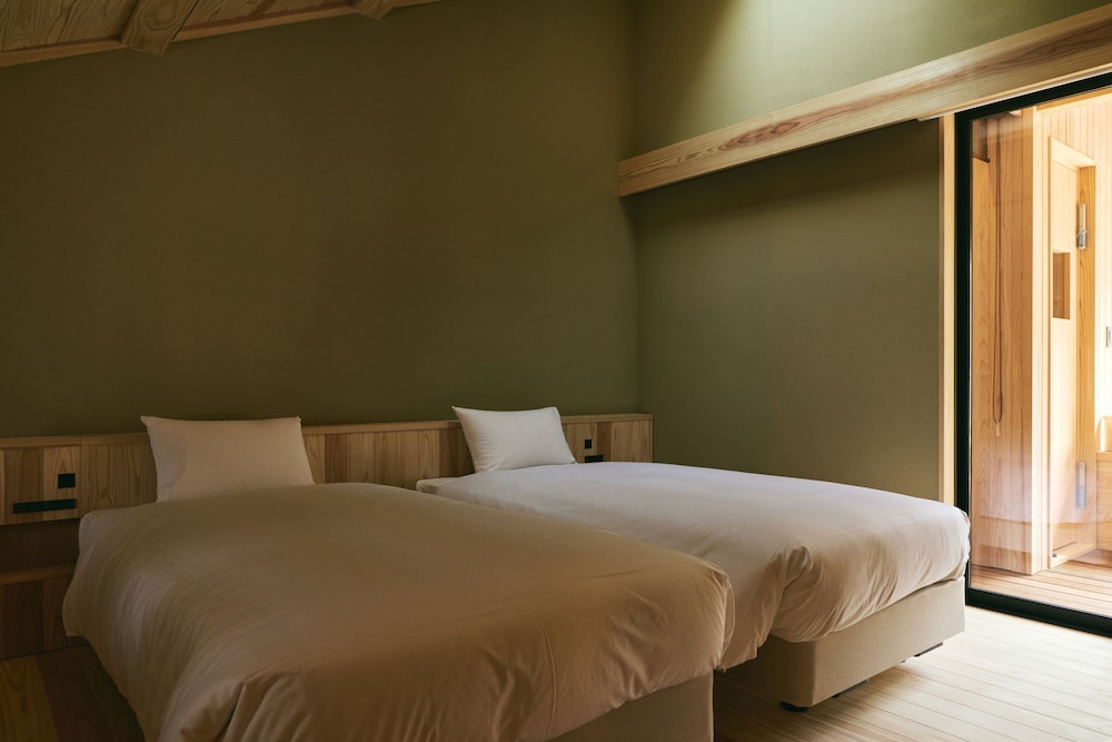 スタンダード ツインルーム バルコニー ヒルビュー 客室3 | GEOSPOT MOTOHAKONE C