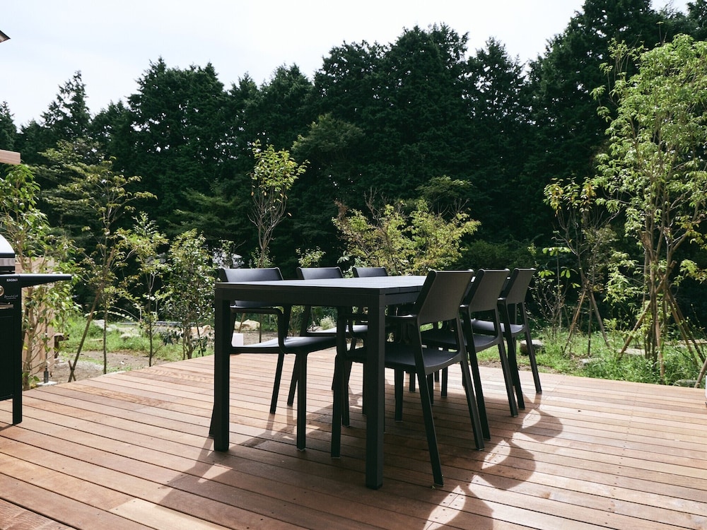 スタンダード ツインルーム バルコニー ヒルビュー テラス / パティオ5 | GEOSPOT MOTOHAKONE C