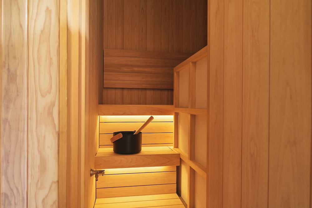 スタンダード ツインルーム バルコニー ヒルビュー バスルーム1 | GEOSPOT MOTOHAKONE C