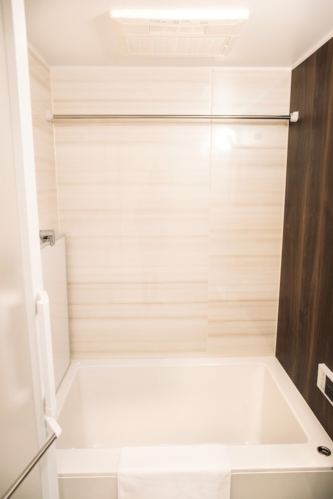 ダブルルーム 禁煙 バスルーム2 | Dash Living Nihonbashi