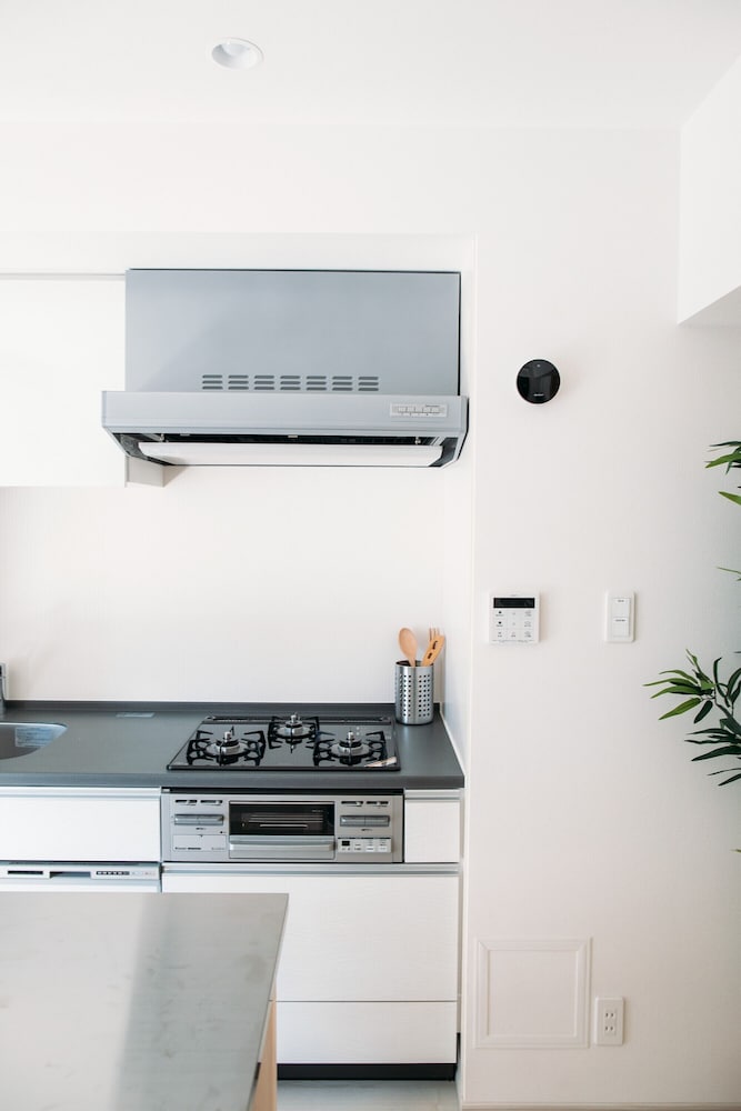 ダブルルーム 禁煙 専用キッチン3 | Dash Living Nihonbashi