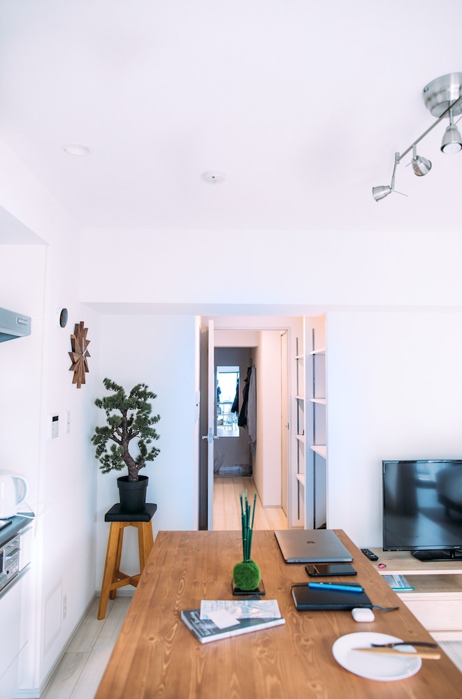 ダブルルーム 禁煙 リビング エリア0 | Dash Living Nihonbashi