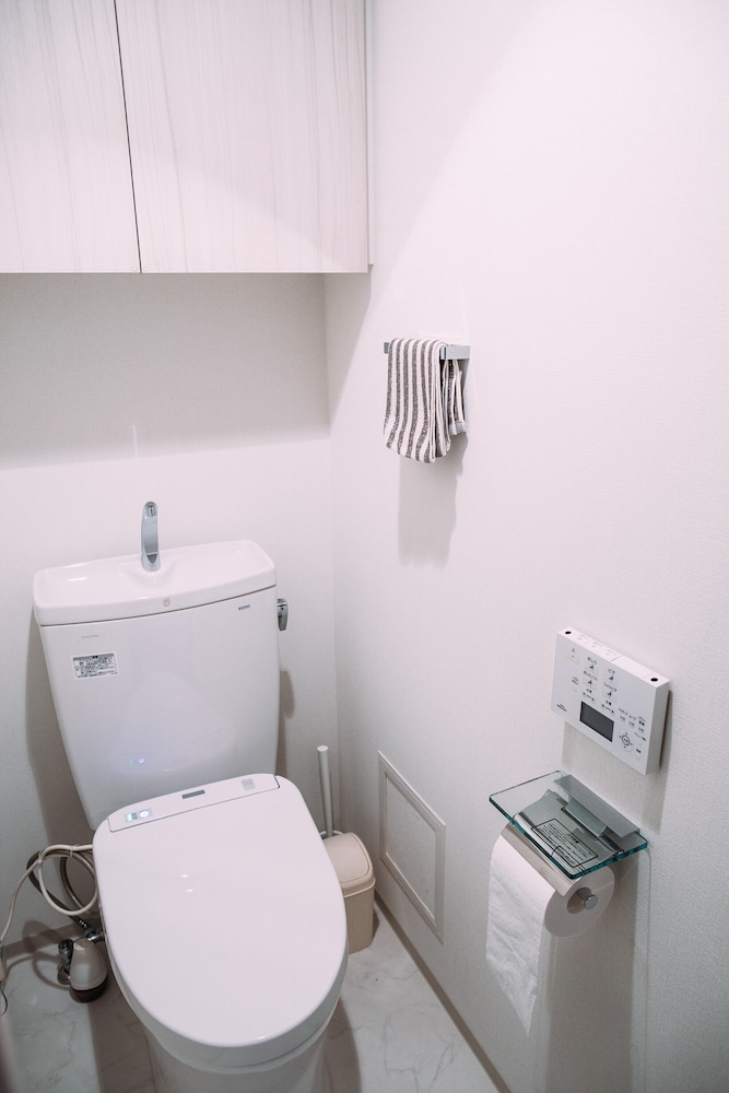 ダブルルーム 禁煙 バスルーム0 | Dash Living Nihonbashi