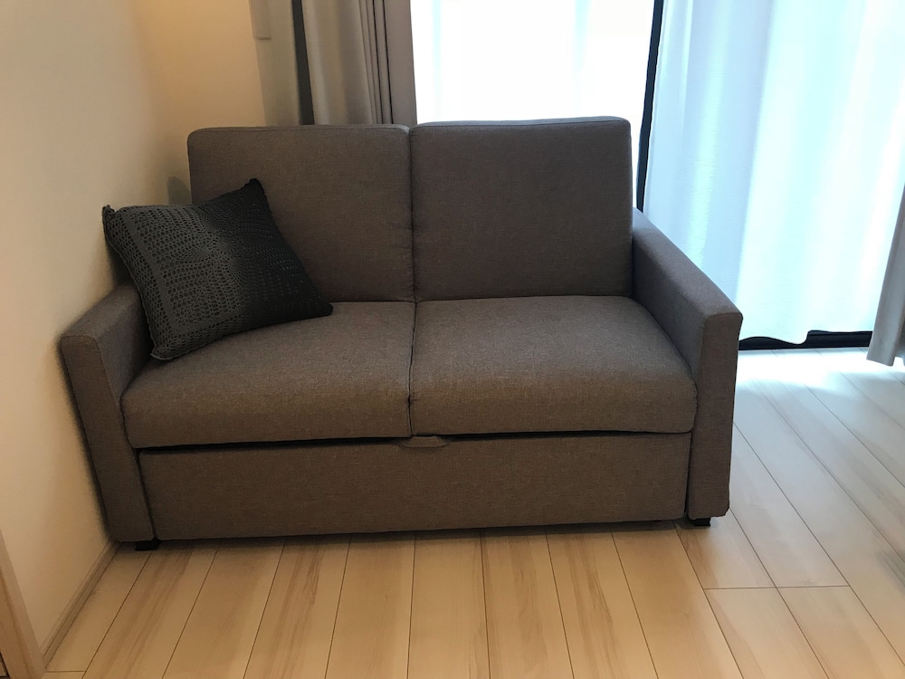 ダブルルーム ダブルベッド 1 台ソファーベッド付き 禁煙 リビング エリア0 | Dash Living Nihonbashi