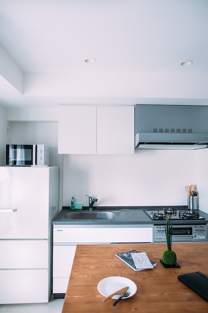 ダブルルーム 禁煙 専用キッチン0 | Dash Living Nihonbashi