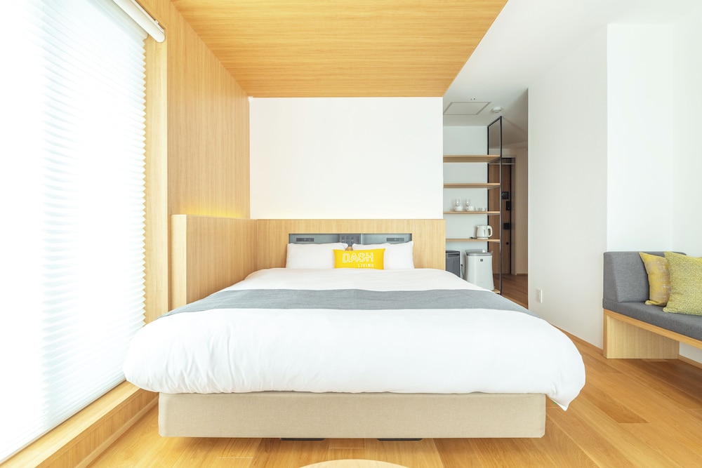 プレミア ダブルルーム 禁煙 客室5 | Dash Living Gojo