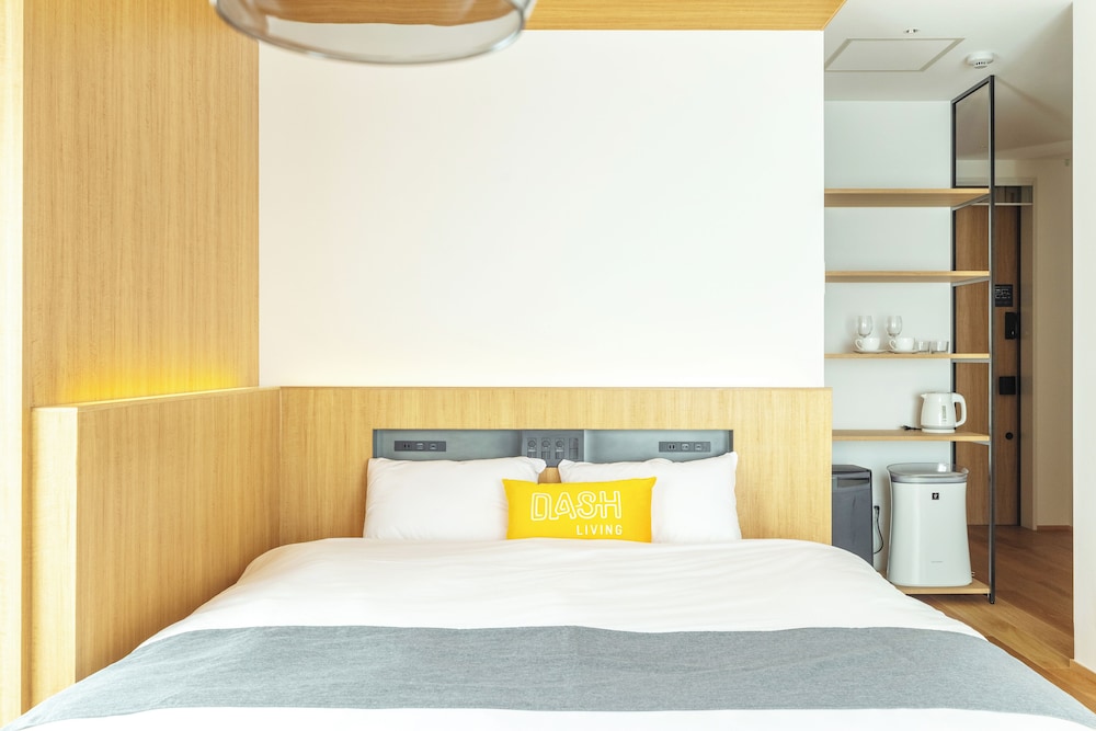 プレミア ダブルルーム 禁煙 客室4 | Dash Living Gojo