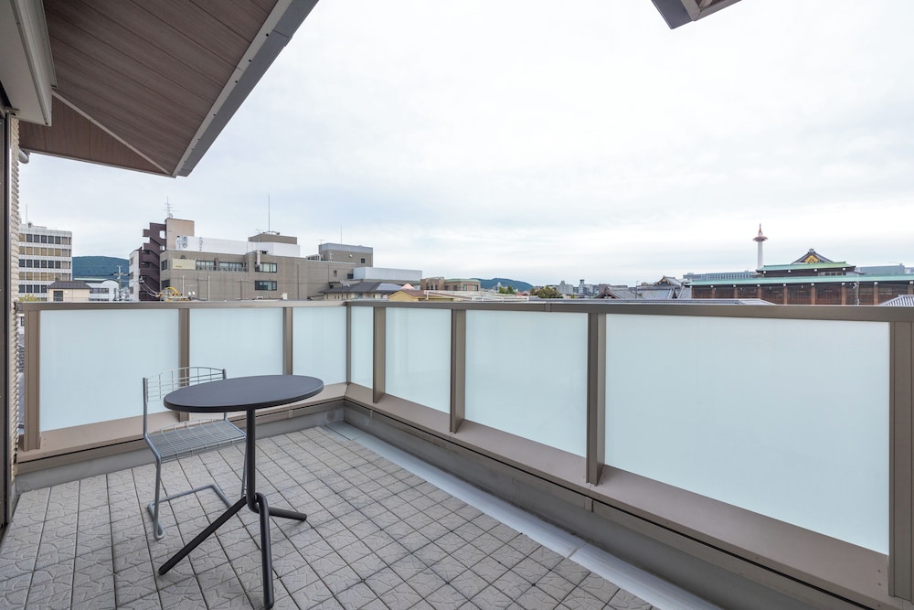 和風ダブルルーム 禁煙 バルコニー2 | Dash Living Gojo