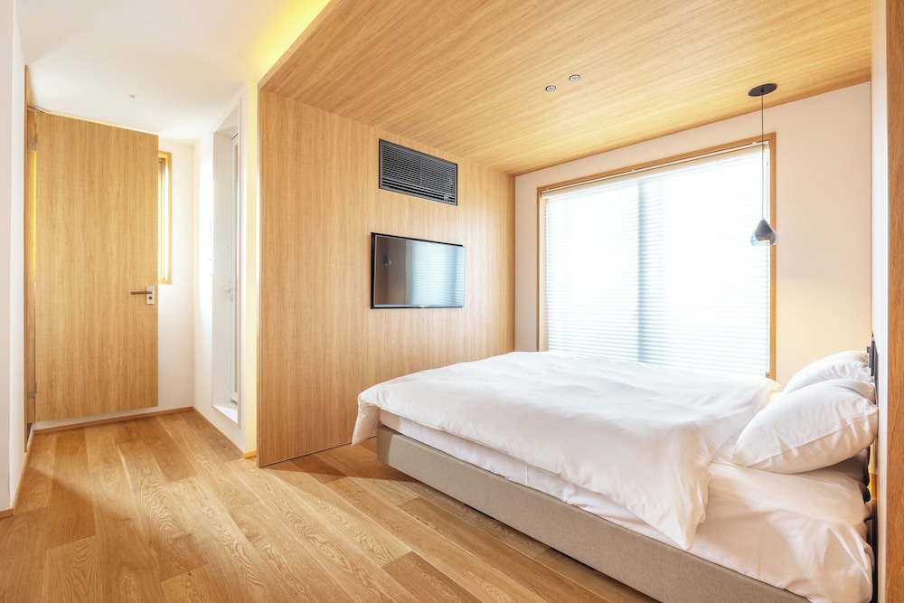 デラックス ダブルルーム 禁煙 客室9 | Dash Living Gojo