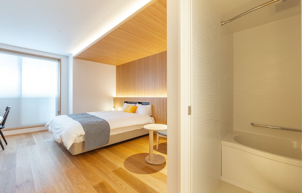 客室1 | Dash Living Gojo