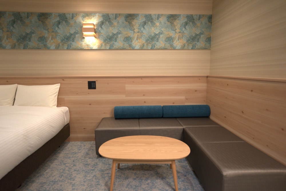 スーペリア ツインルーム 禁煙 客室4 | ユトリアリゾート飛騨高山