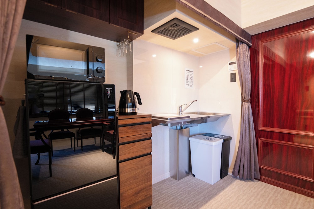 スタンダード アパートメント 1 ベッドルーム 客室清掃なし 専用キッチン0 | ロイズ博多