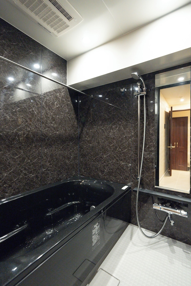 スタンダード アパートメント 1 ベッドルーム 客室清掃なし バスルーム3 | ロイズ博多