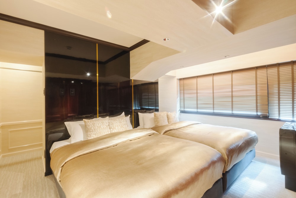 プレミアム ルーム 禁煙 リバービュー 客室2 | ロイズ博多