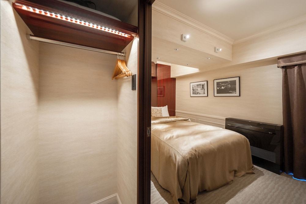 スタンダード アパートメント 1 ベッドルーム 客室清掃なし 客室6 | ロイズ博多