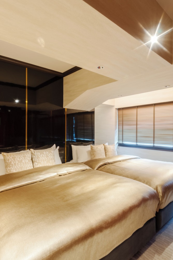 プレミアム ルーム 禁煙 リバービュー 客室9 | ロイズ博多