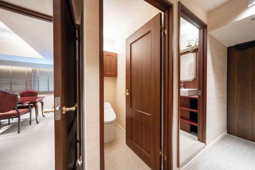 スタンダード アパートメント 1 ベッドルーム 客室清掃なし 客室5 | ロイズ博多