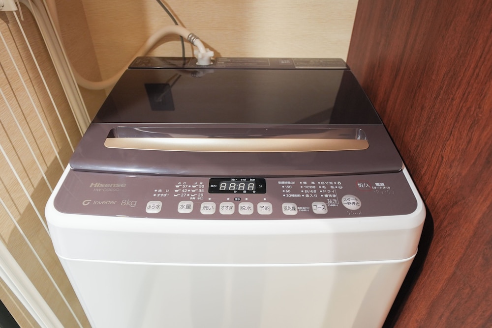 スタンダード アパートメント 1 ベッドルーム 客室清掃なし バスルーム2 | ロイズ博多