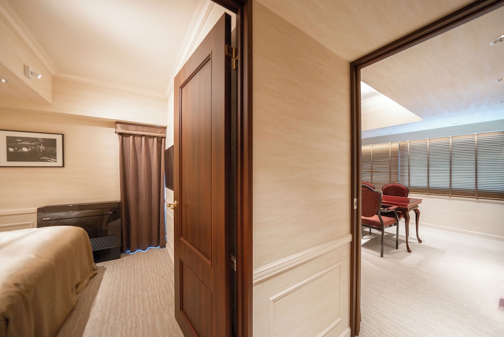 スタンダード アパートメント 1 ベッドルーム 客室清掃なし 客室2 | ロイズ博多