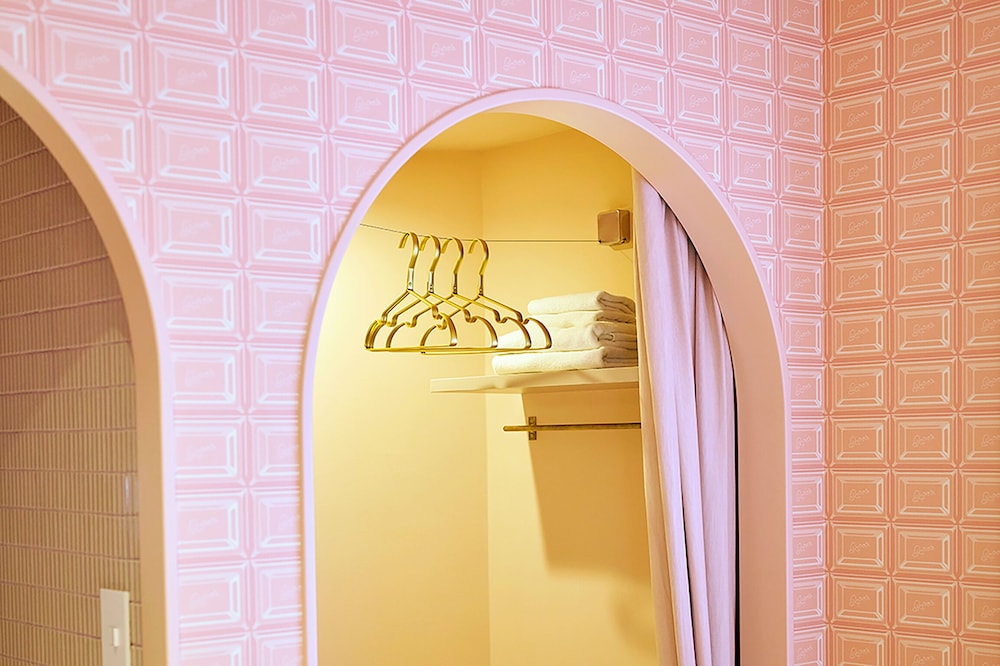 デザイン スイート 1 ベッドルーム 禁煙 バルコニー バスルームの設備1 | Q-ROOMS. HARAJUKU