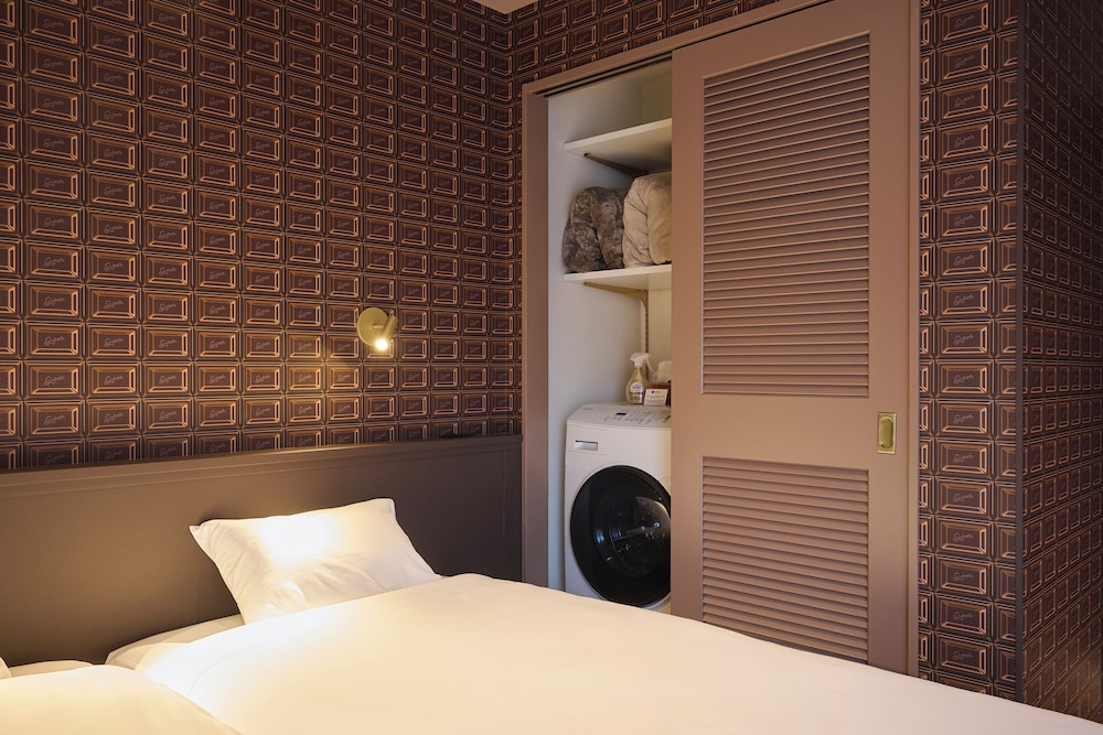 デラックス スイート 1 ベッドルーム 禁煙 バルコニー 客室6 | Q-ROOMS. HARAJUKU