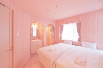 Q-ROOMS. HARAJUKU