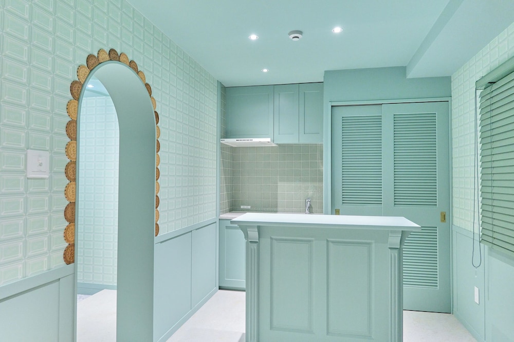 ファミリー スイート ベッド (複数台) 禁煙 バルコニー 専用キッチン0 | Q-ROOMS. HARAJUKU