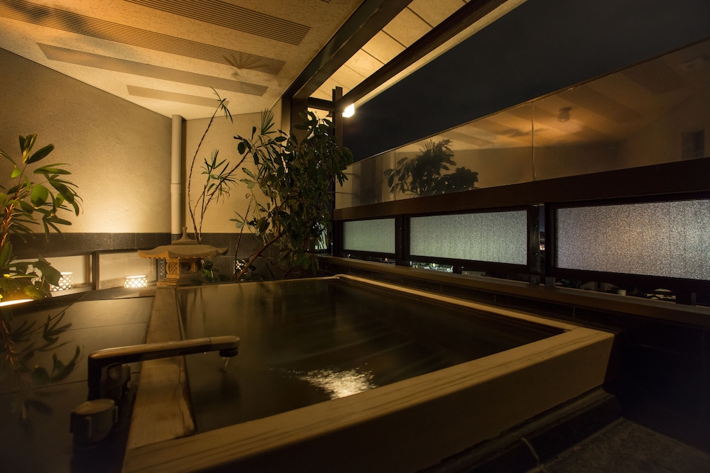 スイートB 露天風呂付 和室 禁煙 客室1 | 瑠璃光