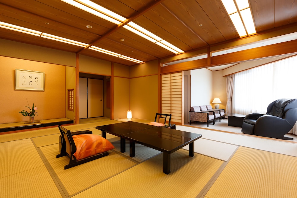 スイートB 露天風呂付 和室 禁煙 | 瑠璃光