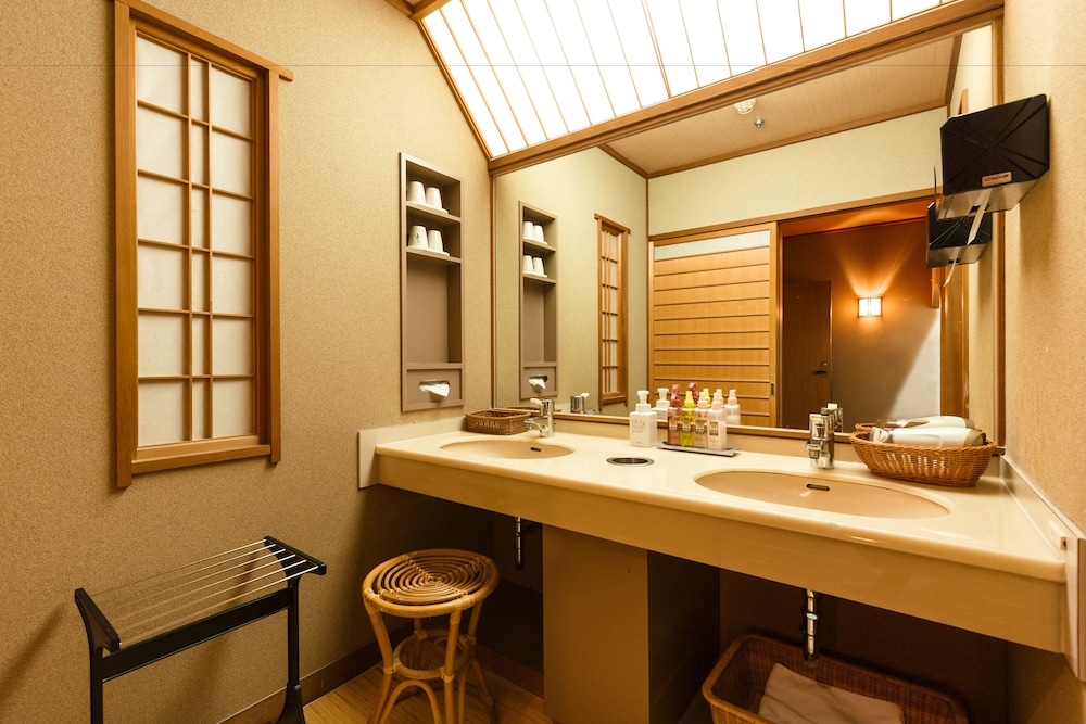 スタンダード B 和室 禁煙 バスルーム0 | 瑠璃光