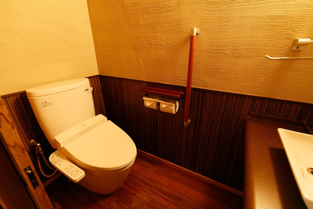 スイートA 露天風呂付 和洋室 禁煙 バスルーム0 | 瑠璃光