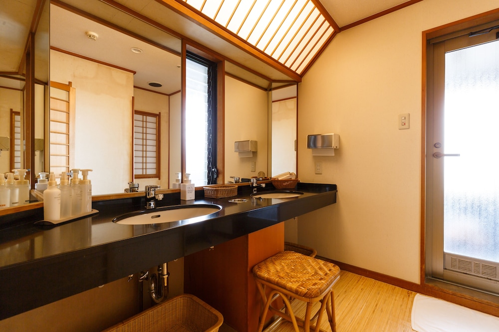 スイートB 露天風呂付 和室 禁煙 客室2 | 瑠璃光