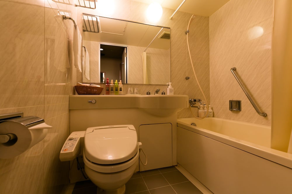 ツインルーム B 禁煙 バスルーム0 | 瑠璃光