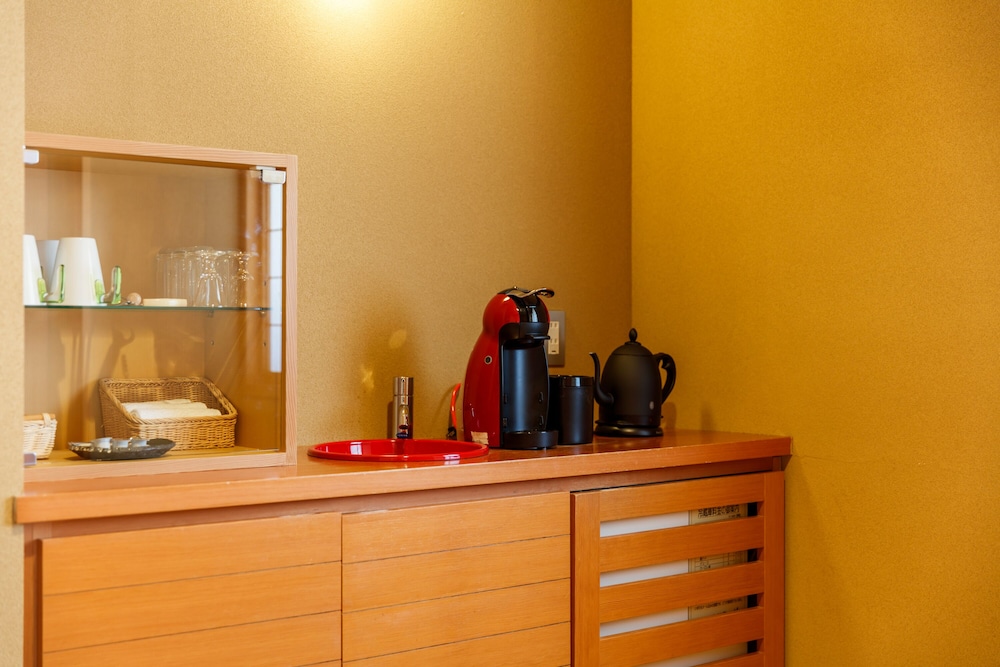 和洋室 ツインベッド 露天風呂付 禁煙 客室の設備とサービス0 | たちばな四季亭