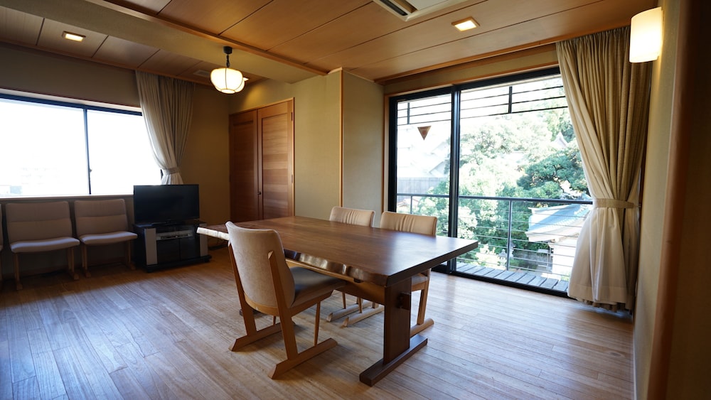 新ひのき展望露天風呂付き客室 禁煙 シティ ビュー0 | たちばな四季亭