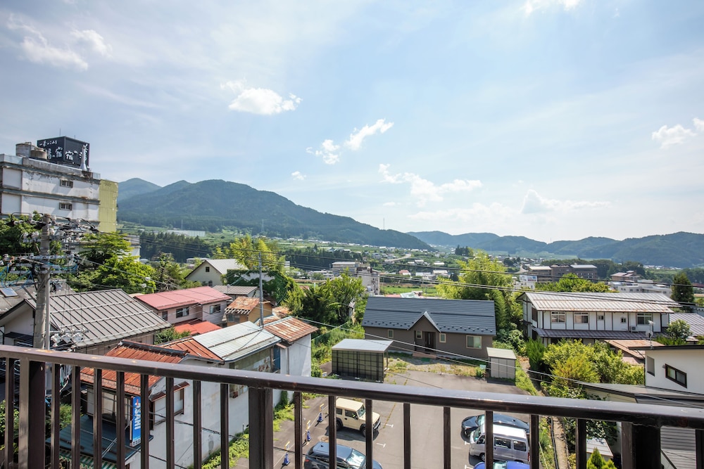 和室 2F (10畳) 禁煙 部屋からの景観1 | 島屋