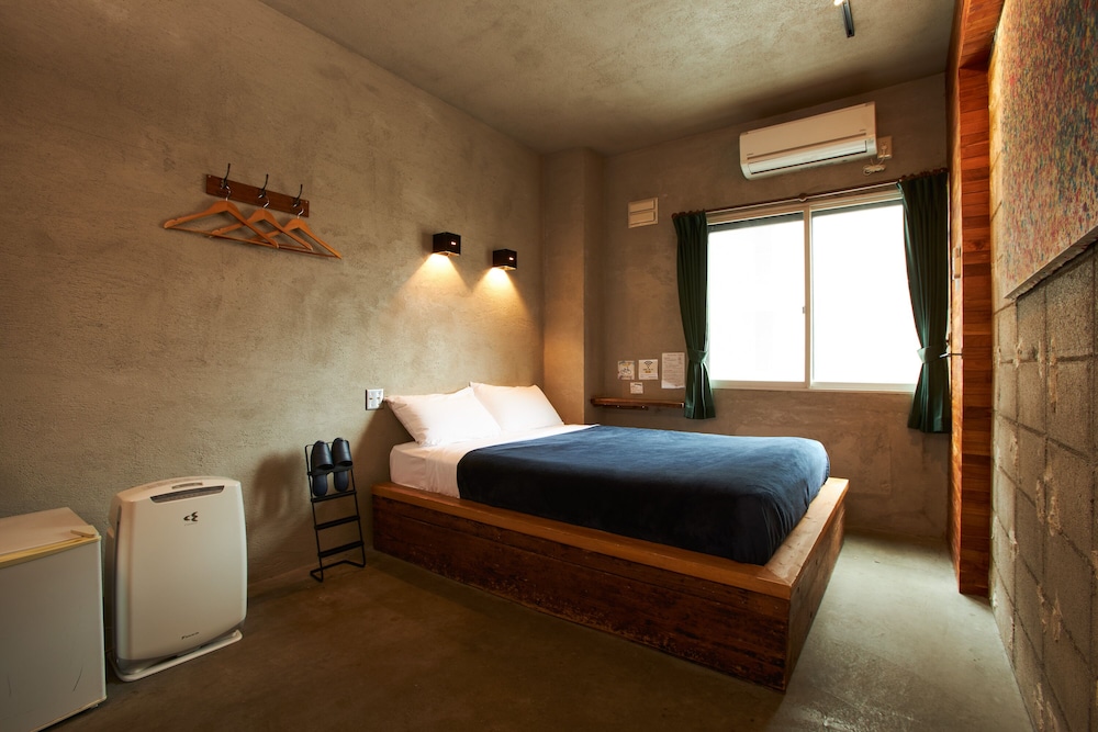 ダブルルーム (個室) | Untapped Hostel