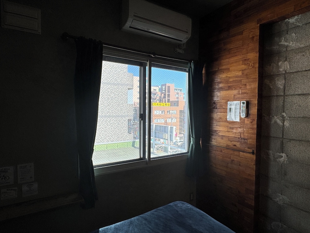 ダブルルーム (個室) シティ ビュー0 | Untapped Hostel