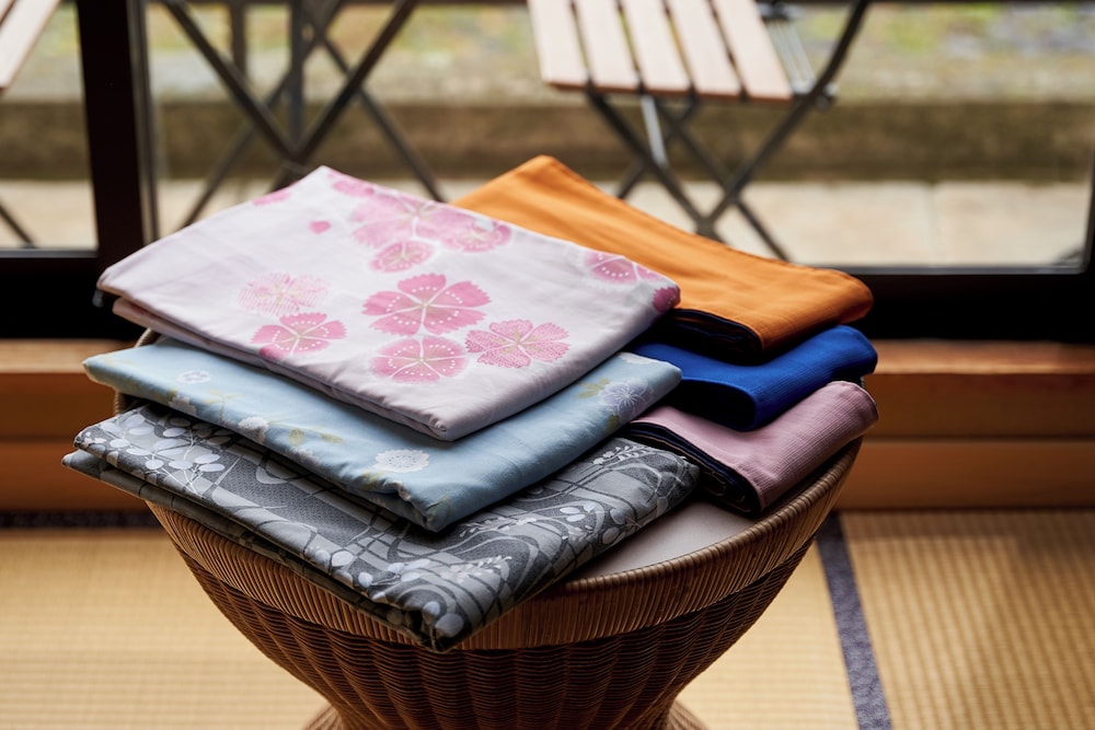 和室　露天風呂付　朝食と夕食込 客室1 | 旅館 紅鮎