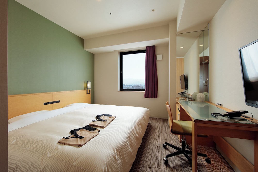 エクゼクティブキング 禁煙 | カンデオ ホテルズ松山大街道