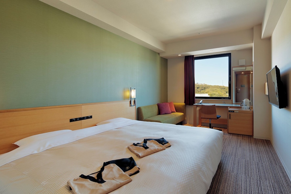 エクゼクティブソファキング 禁煙 | カンデオ ホテルズ松山大街道