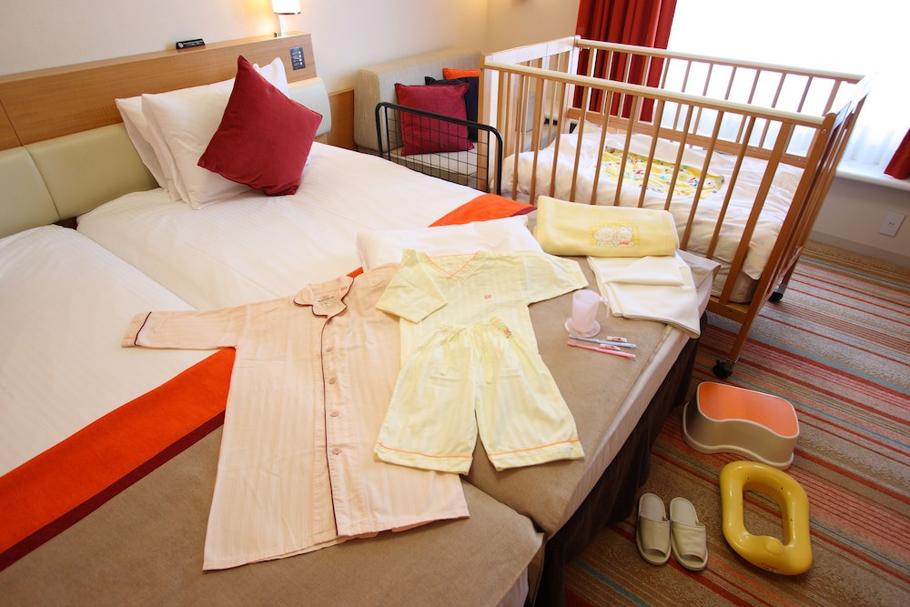 コネクティングルーム 禁煙 (4名様) 客室の設備とサービス0 | 舞浜ビューホテル by HULIC