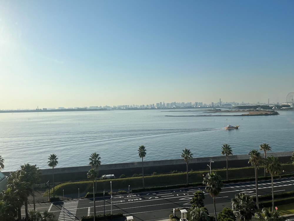 ツインルーム 2 ベッドルーム 禁煙 ベイビュー 部屋からの景観0 | 舞浜ビューホテル by HULIC